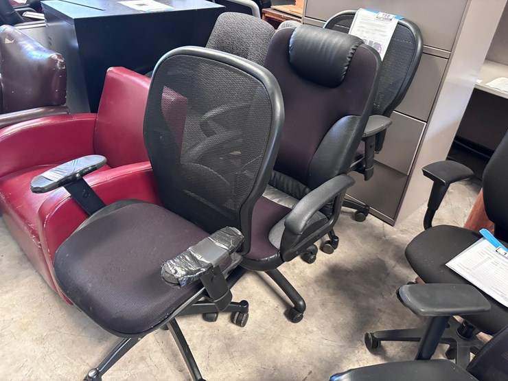 #168-•-6-office-chairs-image-1