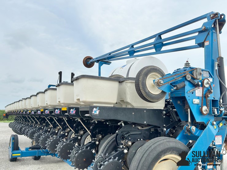 2008-kinze-3600-image-19