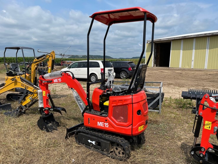 #9725-•-alistair-mini-excavator-me15-image-4