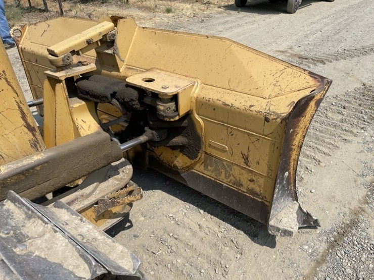 2002-caterpillar-d4g-image-10