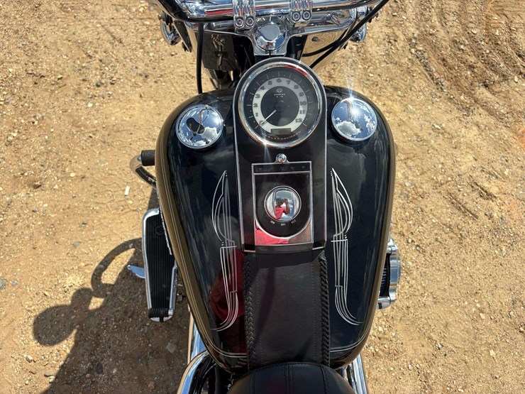 2016-harley-davidson-softail-deluxe-(8,546-miles)-image-16