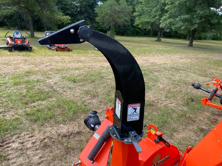 #7953-•-land-pride-wc1504-3-point-wood-chipper-image-9