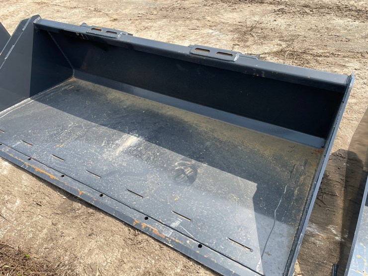 #9817-•-wolverine-76"-bucket-attachment-image-9