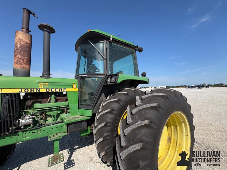john-deere-4450-image-12