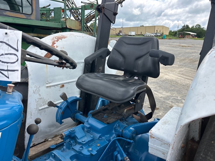 ford-4600-image-10