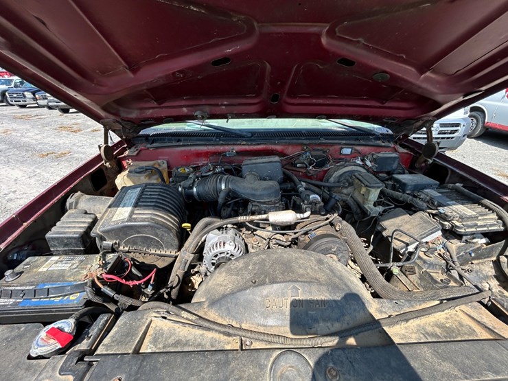 1999-chevrolet-k2500-image-13