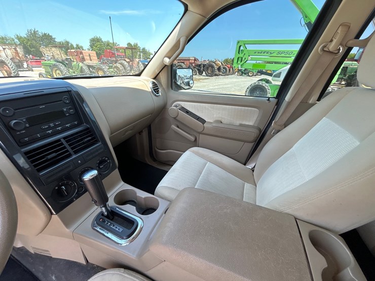 2007-ford-explorer-sport-trac-image-10