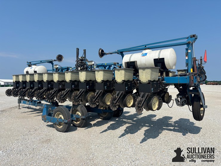 kinze-2600-image-7
