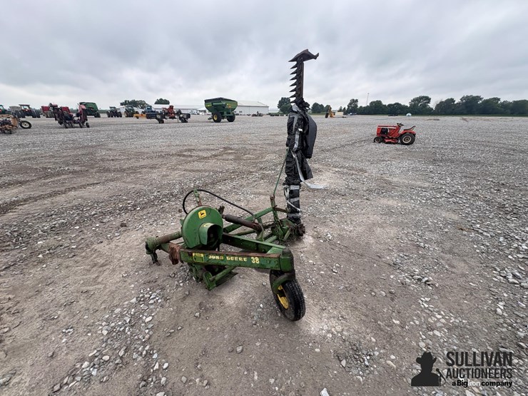 john-deere-38-image-7