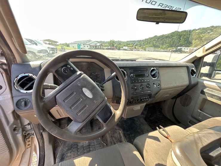 2008-ford-f350-image-13