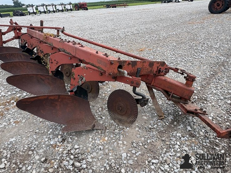 case-ih-710-image-10