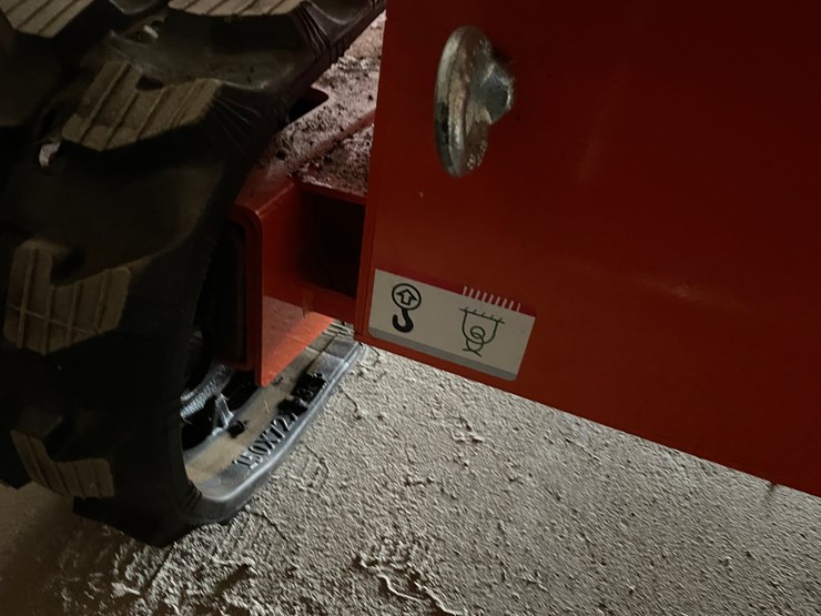 #9727-•-future-mini-skid-steer-loader-image-49