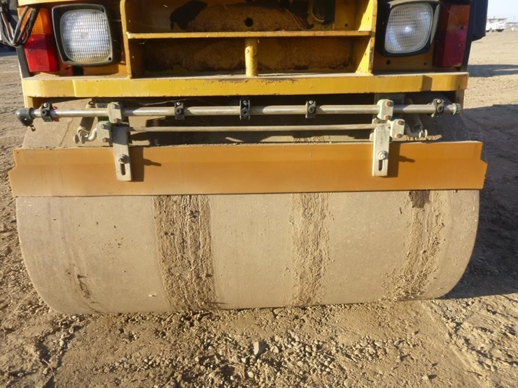 2008-caterpillar-cb34-image-21