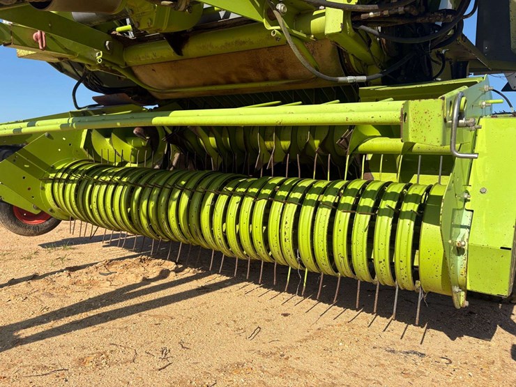 claas-variant-280-image-18