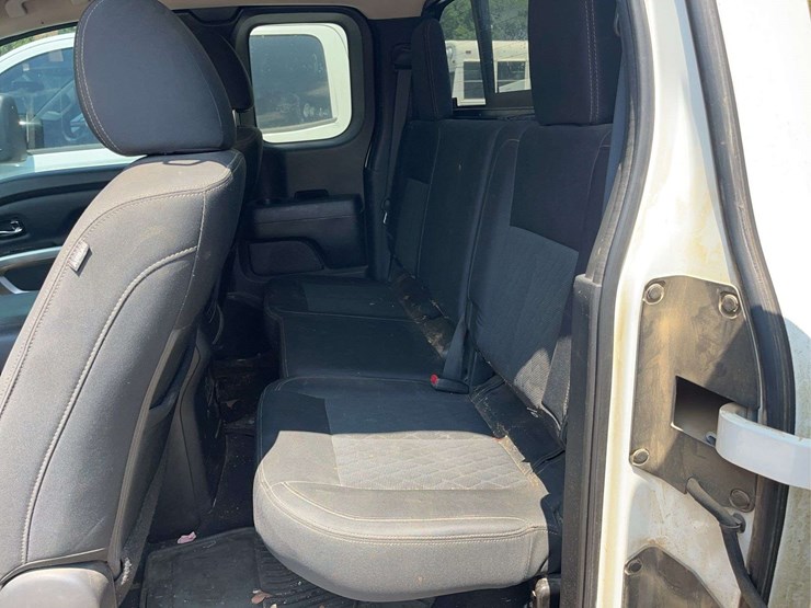 2018-nissan-titan-image-19