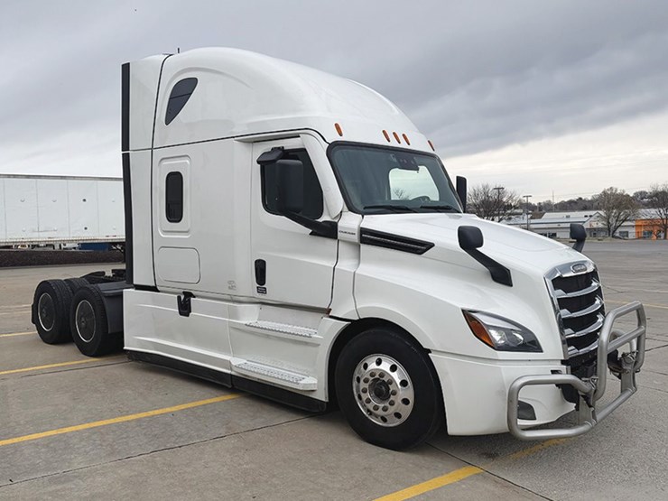 2023-freightliner-cascadia-126-image-1