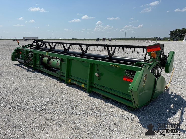 2012-john-deere-625f-image-5