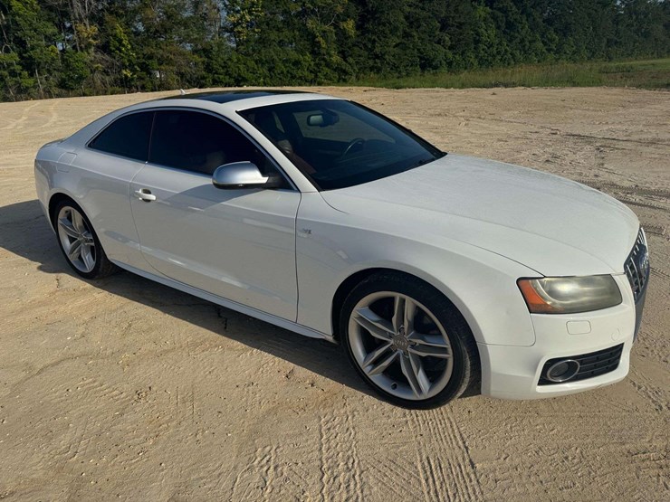 2010-audi-s5-2dr-awd-sports-coupe---120,073-miles-image-2