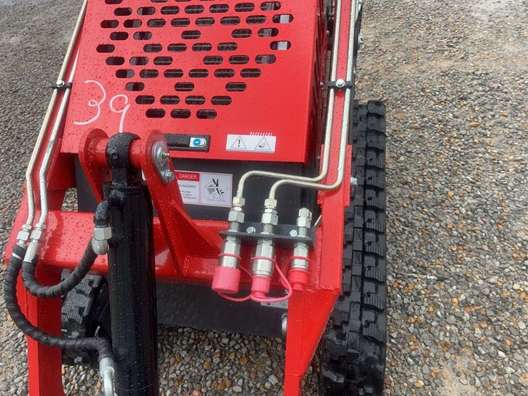 agt-skid-steer-loader-image-9