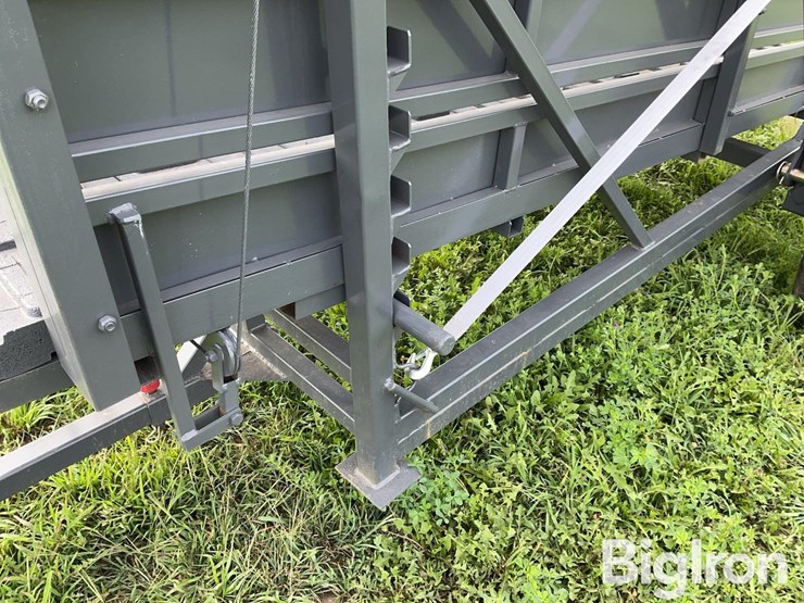 2026-linn-post-and-pipe-portable-loading-chute-image-15