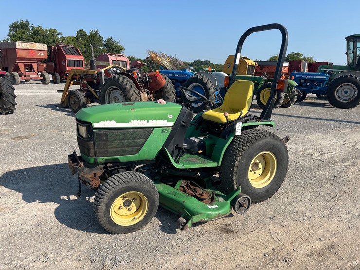 john-deere-4100-image-1