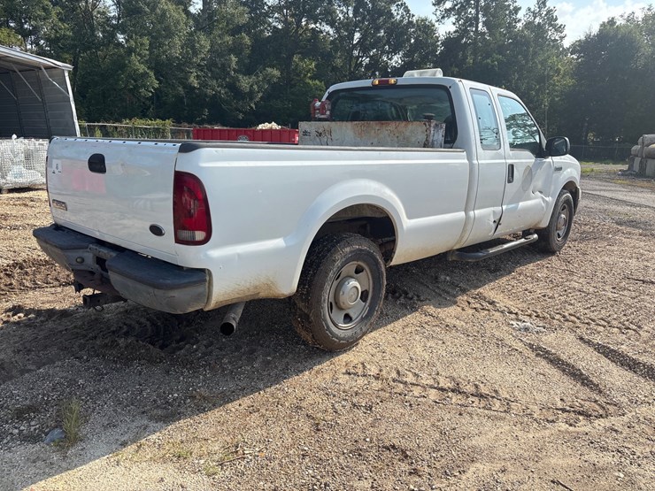 2005-ford-f250-image-4