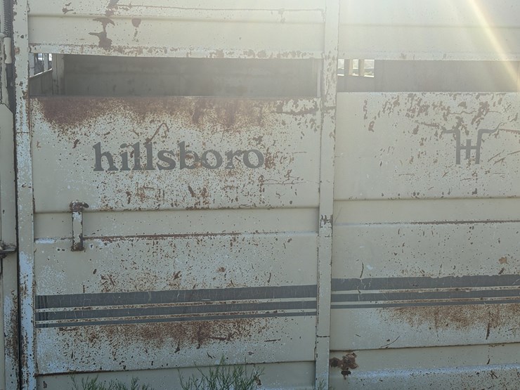 hilsboro-16'x6'-bumper-pull-stock-trailer-image-6