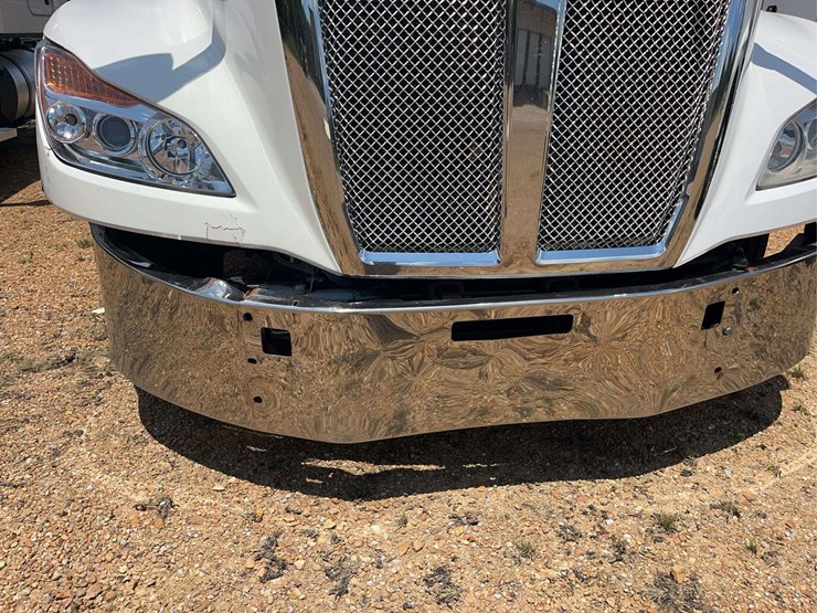 2022-kenworth-t680-image-11