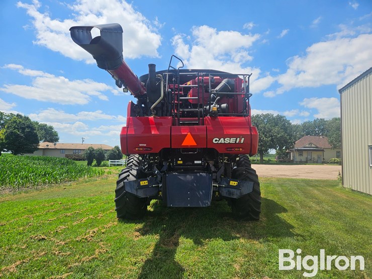 2017-case-ih-8240-image-6