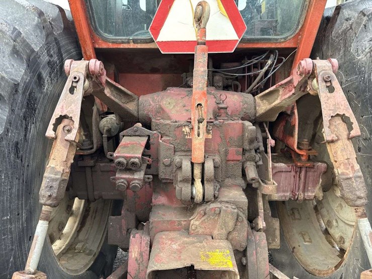 allis-chalmers-7040-image-13