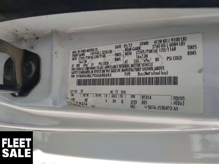 2012-ford-e-series-e-350-sd-xl-3dr-extended-passenger-van-image-33