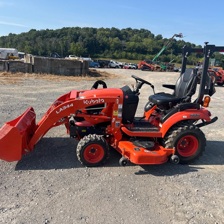 KUBOTA BX2680
