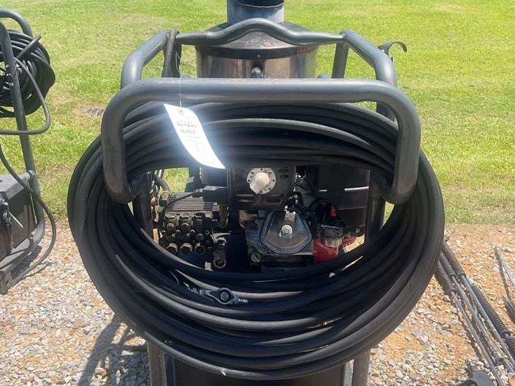 be-commercial-series-pressure-washer-image-4