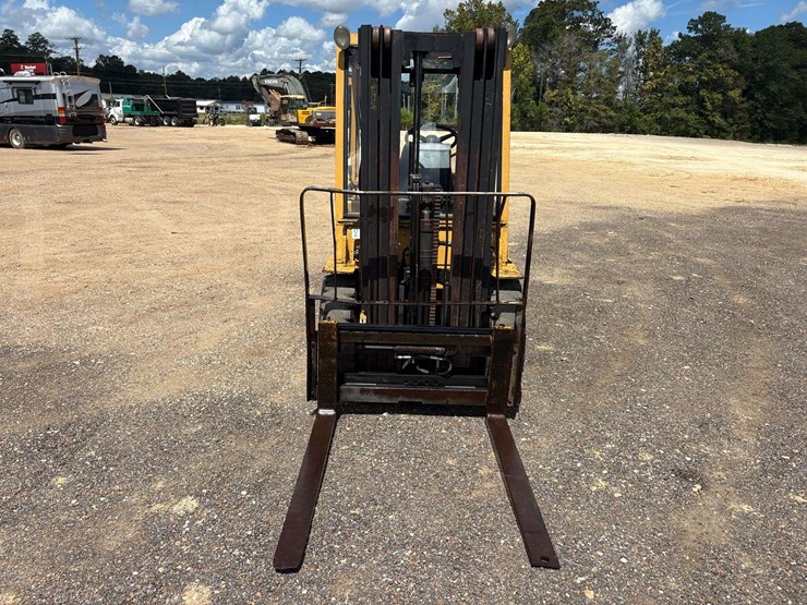 caterpillar-v50d-image-5
