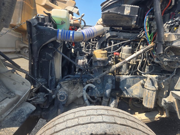 2019-kenworth-t880-image-48