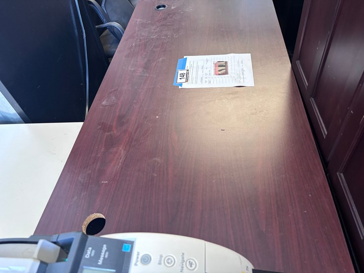 #148-•-desk-wood-en-(four-drawers)-image-1