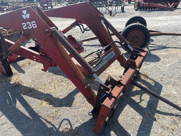 massey-ferguson-236-image-6