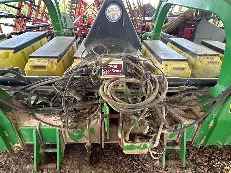 2000-john-deere-1730-image-16