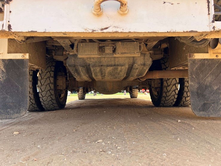2015-ford-f550-image-9