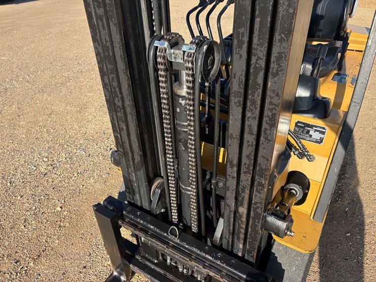 caterpillar-gc25k-image-10