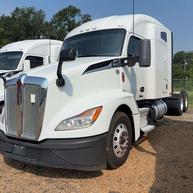 2022 KENWORTH T680
