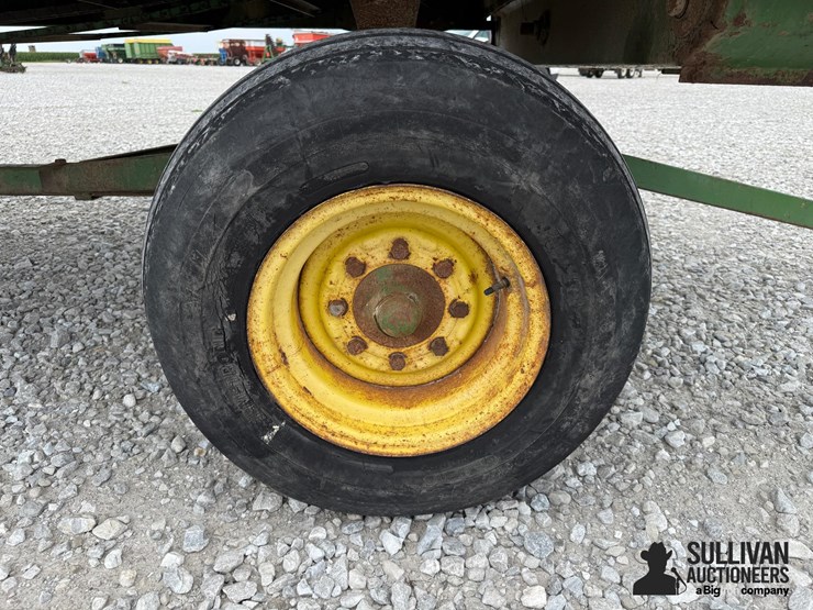 john-deere-716-image-11