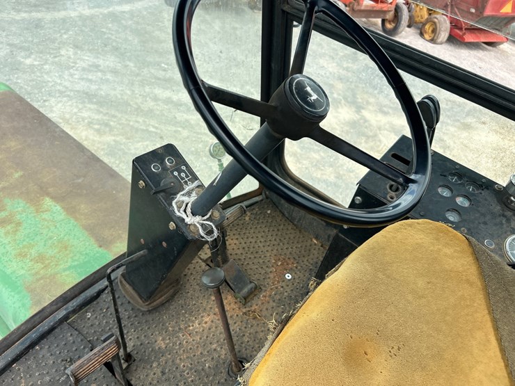 john-deere-6000-image-13