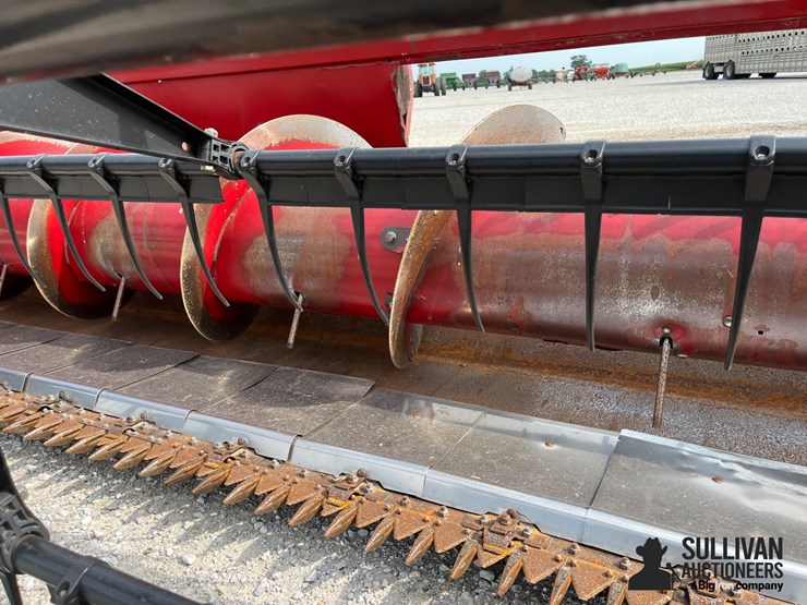 2011-case-ih-3020-image-16