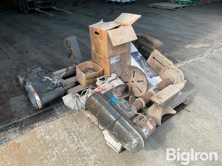 drill-presses,-anvil-and-assorted-parts-image-7