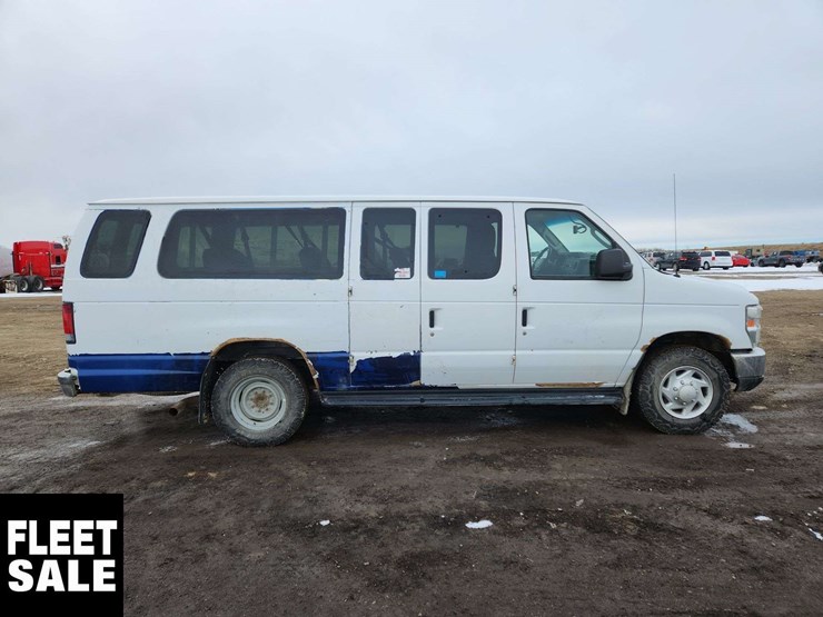 2012-ford-e-series-e-350-sd-xl-3dr-extended-passenger-van-image-7