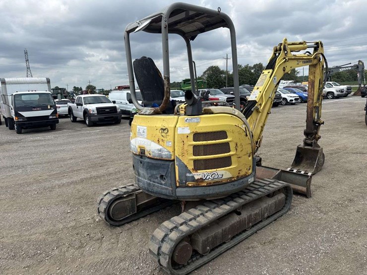 2008-yanmar-vio35-image-3