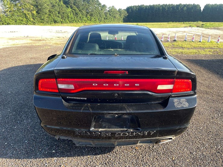 2012-dodge-charger-4-door-police-sedan-(382,550-miles)-image-6