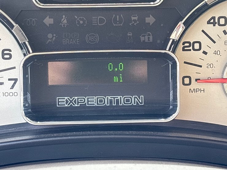 2013-ford-expedition-image-14