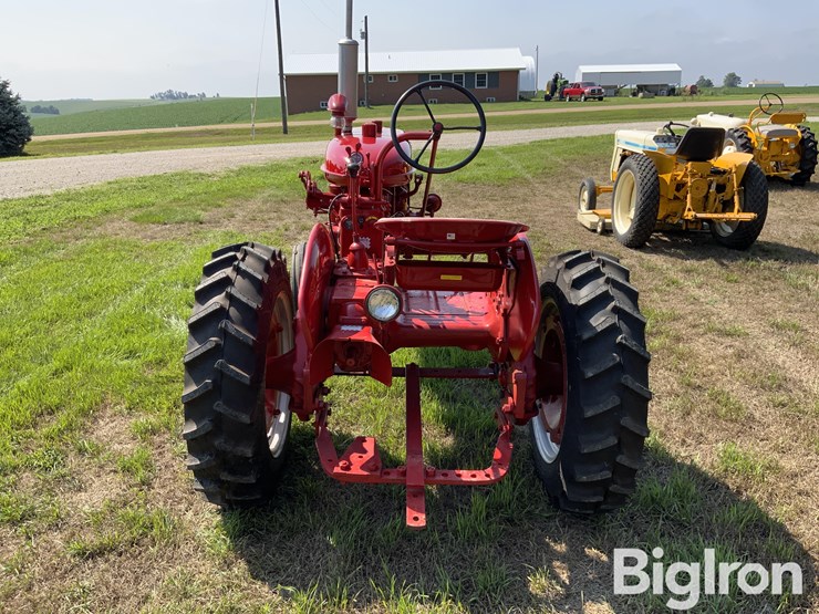 1953-mccormick-farmall-super-a-2wd-tractor-image-6